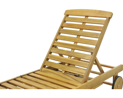 Holzliege mit verstellbarer Rückenlehne und Rädern