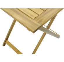 Vue détaillée d'une table pliante en bois