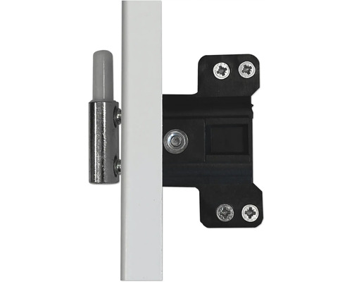 Fensterbeschlag mit Schrauben