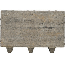 Pavé en béton avec entretoises