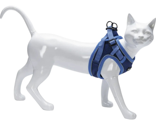 Katzengeschirr an einer Katzenpuppe