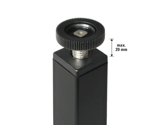 Verstellbarer Möbelfuß mit einer maximalen Höhe von 20 mm.