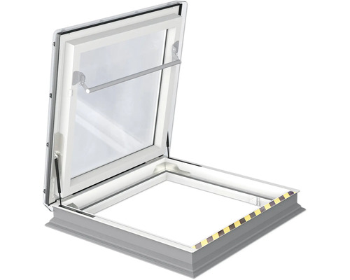 Geöffnete Dachluke für den Zugang zum Dach