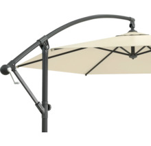 Vue détaillée d'un parasol avec mât latéral et mécanisme à manivelle