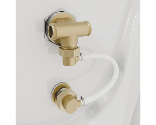 Wannenfuellarmatur mit Schlauch verbunden