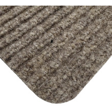 Detailaufnahme einer Fußmatte mit Rippenstruktur