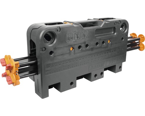 Werkbank mit Spannstöcken und Messskala