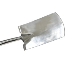 Lame de bêche en métal