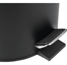 Vue détaillée d'une poubelle à pédale