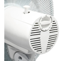 Gros plan d'un ventilateur avec variateur de vitesse