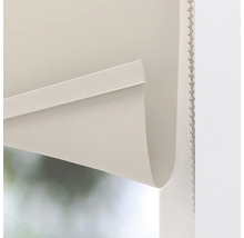 Detailansicht eines Rollos mit Kettenzugmechanismus