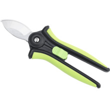 Sécateur pour la taille des arbres