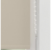Beige Fensterrollo mit Bedienkette