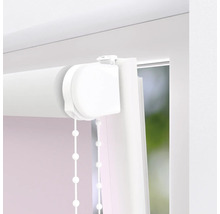 Detailansicht eines Rollos am Fenster