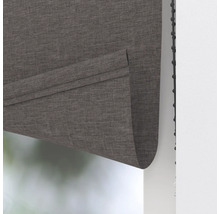 Detailansicht eines grauen Faltrollos mit Kettenzug