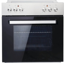 Backofen mit Sichtfenster und Bedienknöpfen