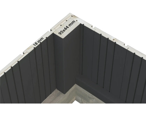 Vue en coin d'une construction en bois avec des dimensions de 95 x 44 millimètres et 18 millimètres