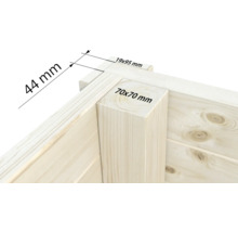 Vue détaillée d'un coin en bois avec les dimensions : 44 mm, 19x95 mm et 70x70 mm.