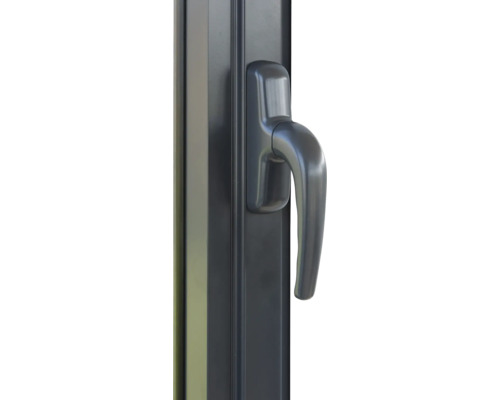 Poignée de fenêtre sur un cadre de fenêtre