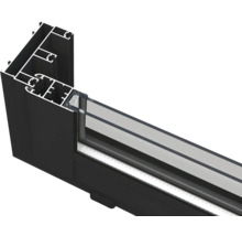 Querschnitt eines Aluminiumfensterprofils mit Glas