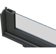 Vue détaillée d'un profilé de fenêtre en aluminium avec verre