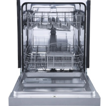 Lave-vaisselle ouvert avec paniers à vaisselle