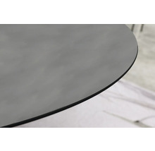 Detailansicht einer runden Tischplatte