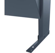 Vue détaillée d'un pied de table en métal