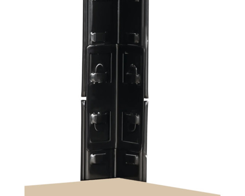 Detailansicht eines schwarzen Metallregalsystems