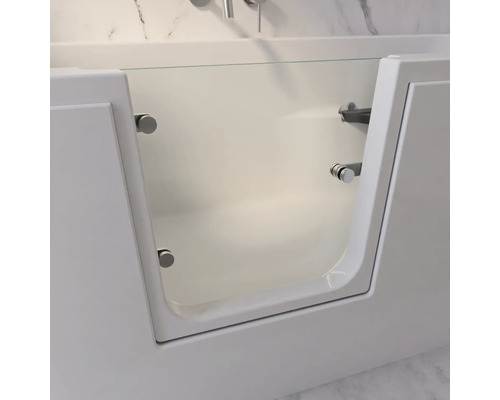 Begehbare Badewanne mit Glastür für barrierefreies Baden.
