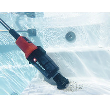 Logo Einhell. Aspirateur de piscine sous-marin utilisé pour nettoyer une piscine.