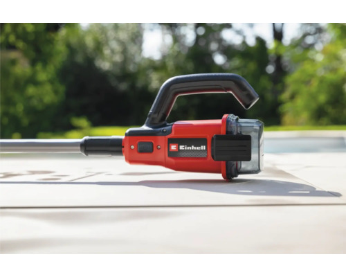 Nettoyeur de piscine sans fil Einhell sur une surface claire