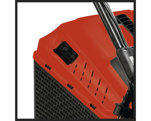 Detailansicht eines Schneeschiebers mit Schalter für Start und Stopp