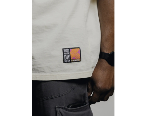 T-shirt avec étiquette 'Designed Exclusively for the DIY Nation Hornbach'