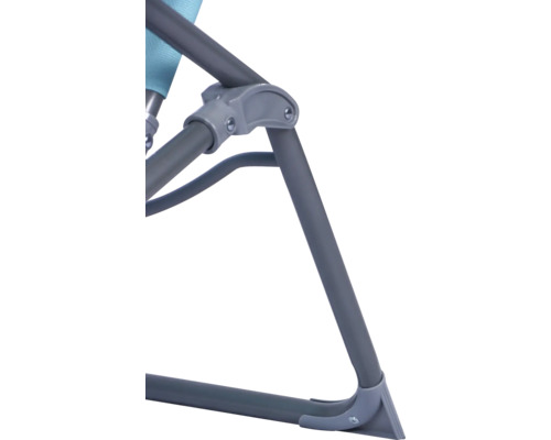 Vue détaillée des pieds d'une chaise de camping