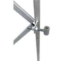 Detailansicht eines Metallstützbocks mit Schraube