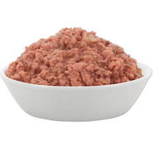 Nassfutter für Haustiere in einer Schüssel