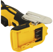 Detailansicht einer DeWalt Akku-Bohrmaschine mit Gürtelclip