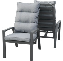 Deux chaises de jardin avec rembourrage