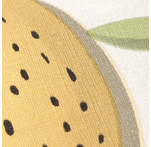 Vue détaillée d'un papier peint intissé avec motif de poire et structure en relief.