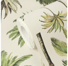 Papier peint intissé avec motif de palmiers vert et brun, présenté en rouleau.