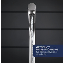 Wasserhahn mit fließendem Wasser