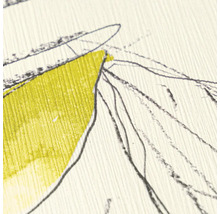 Gros plan d'un papier peint texturé avec des nervures verticales, une zone vert citron et des lignes sombres dessinées à la main.