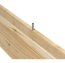 Poutre en bois avec insert métallique