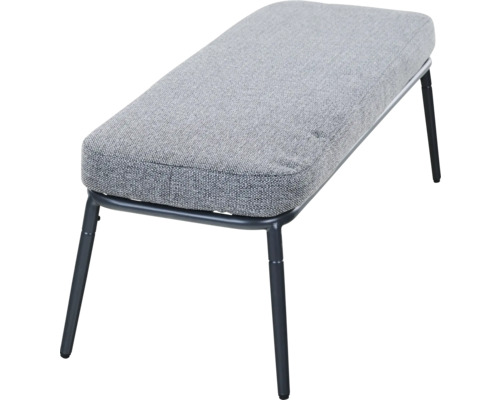 Banc rembourré avec revêtement en tissu gris et pieds en métal noir.