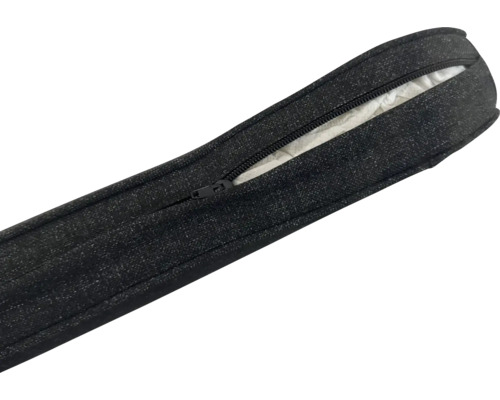 Gros plan d'un coussin avec fermeture éclair