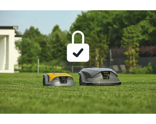 Deux robots tondeuses Stiga sur une pelouse avec un symbole de cadenas pour l'activation