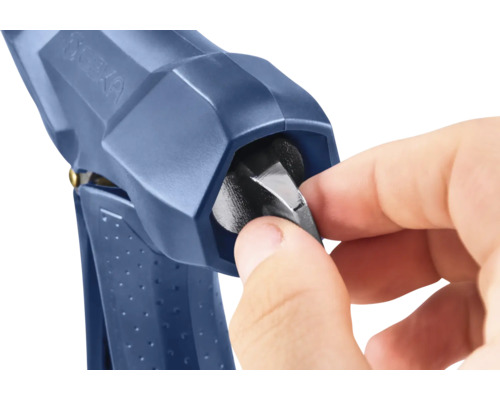 Detailaufnahme einer Sprühpistole mit verstellbarer Düse