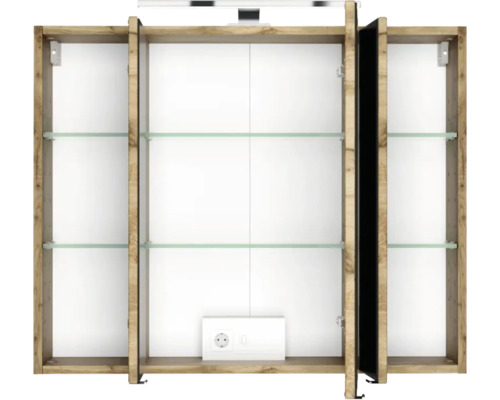 Spiegelschrank in Holzoptik mit drei Abteilen, Glaseinlegeböden, Beleuchtung, Steckdose und Schalter.