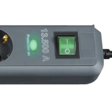 Steckdosenleiste mit Überspannungsschutz und Schalter